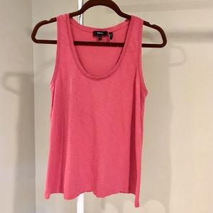 Theory salmon sleeveless blouse